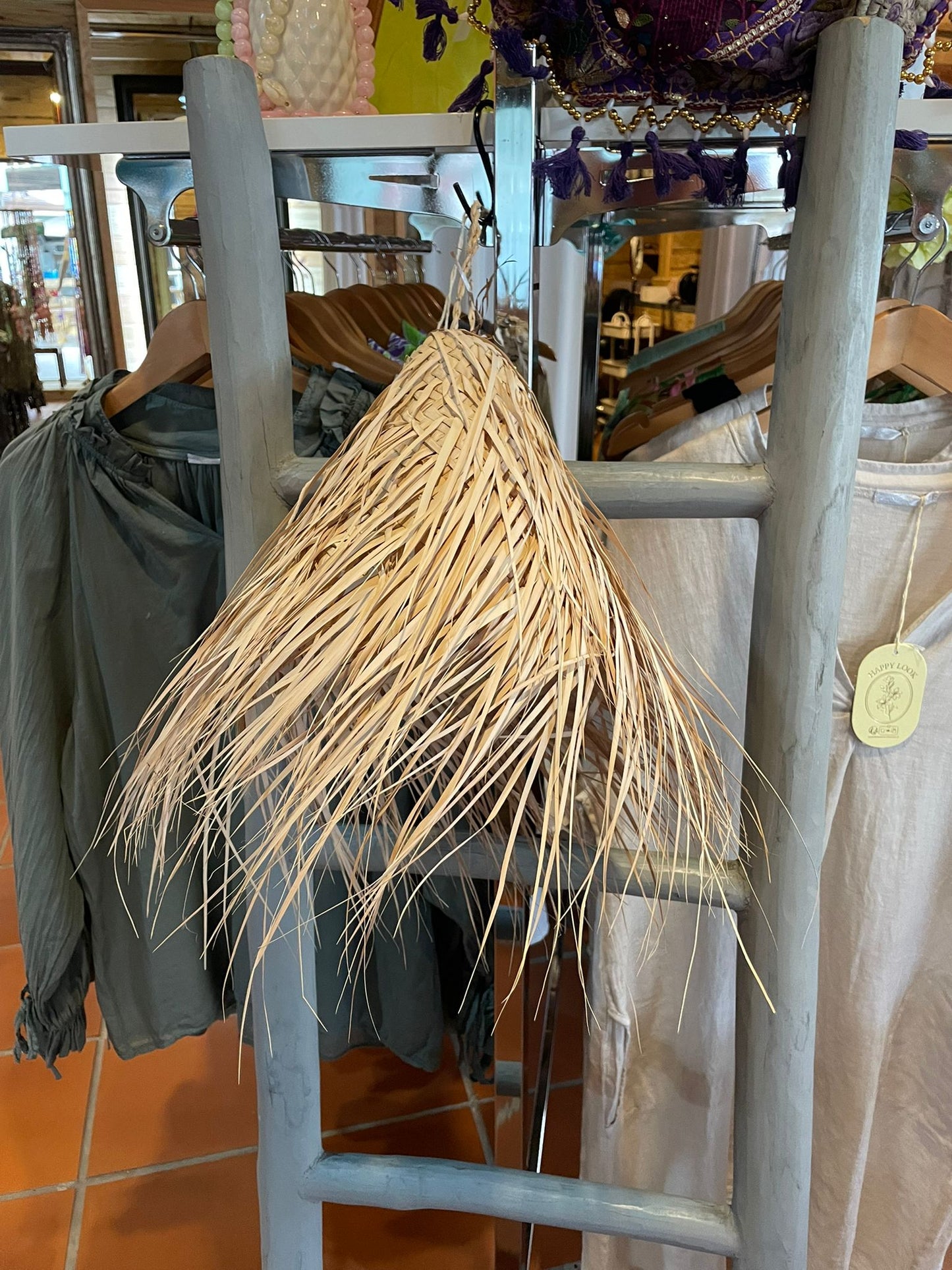 Hanging shades / Lighting