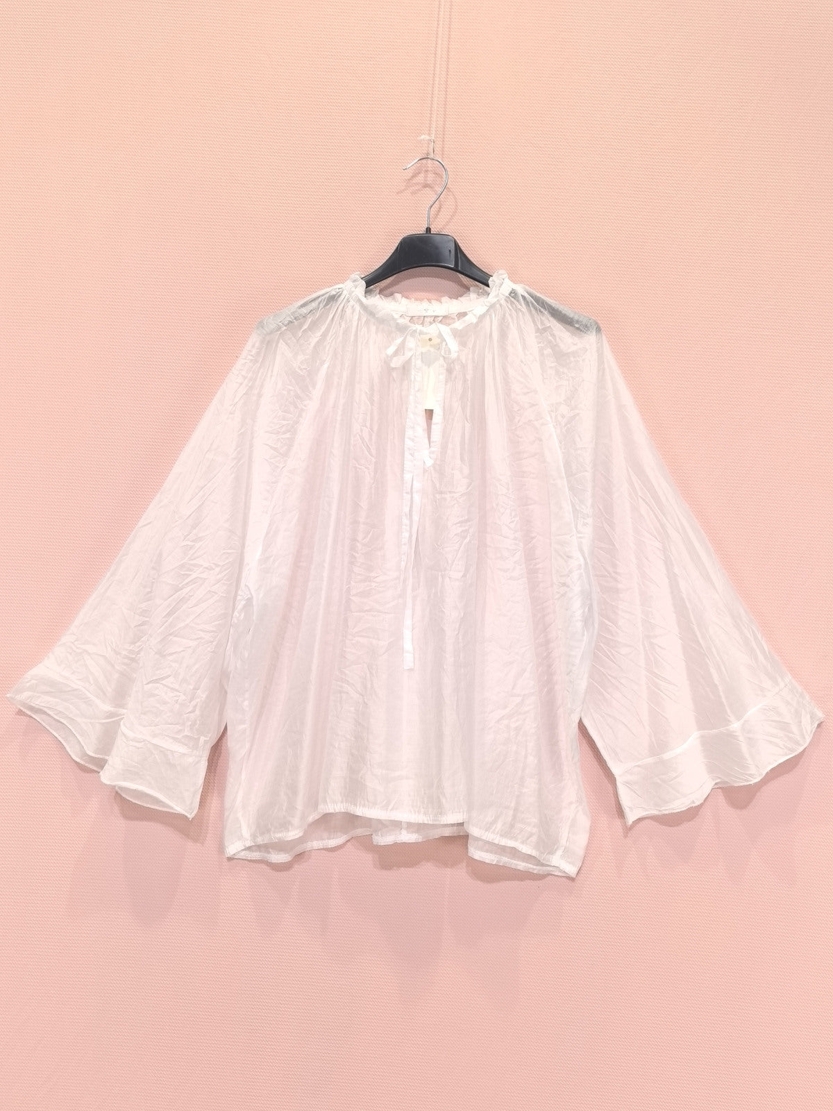 New Sunshine Flowy semi-sheer blouse with flared sleeves White TU