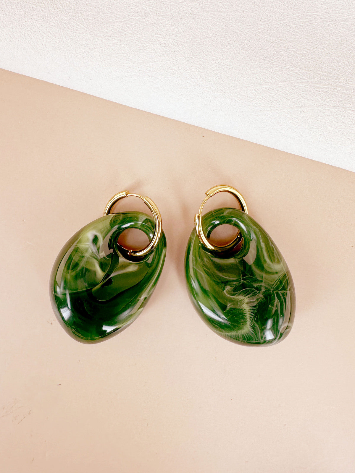 D Bijoux Resin earrings Dark Green TU