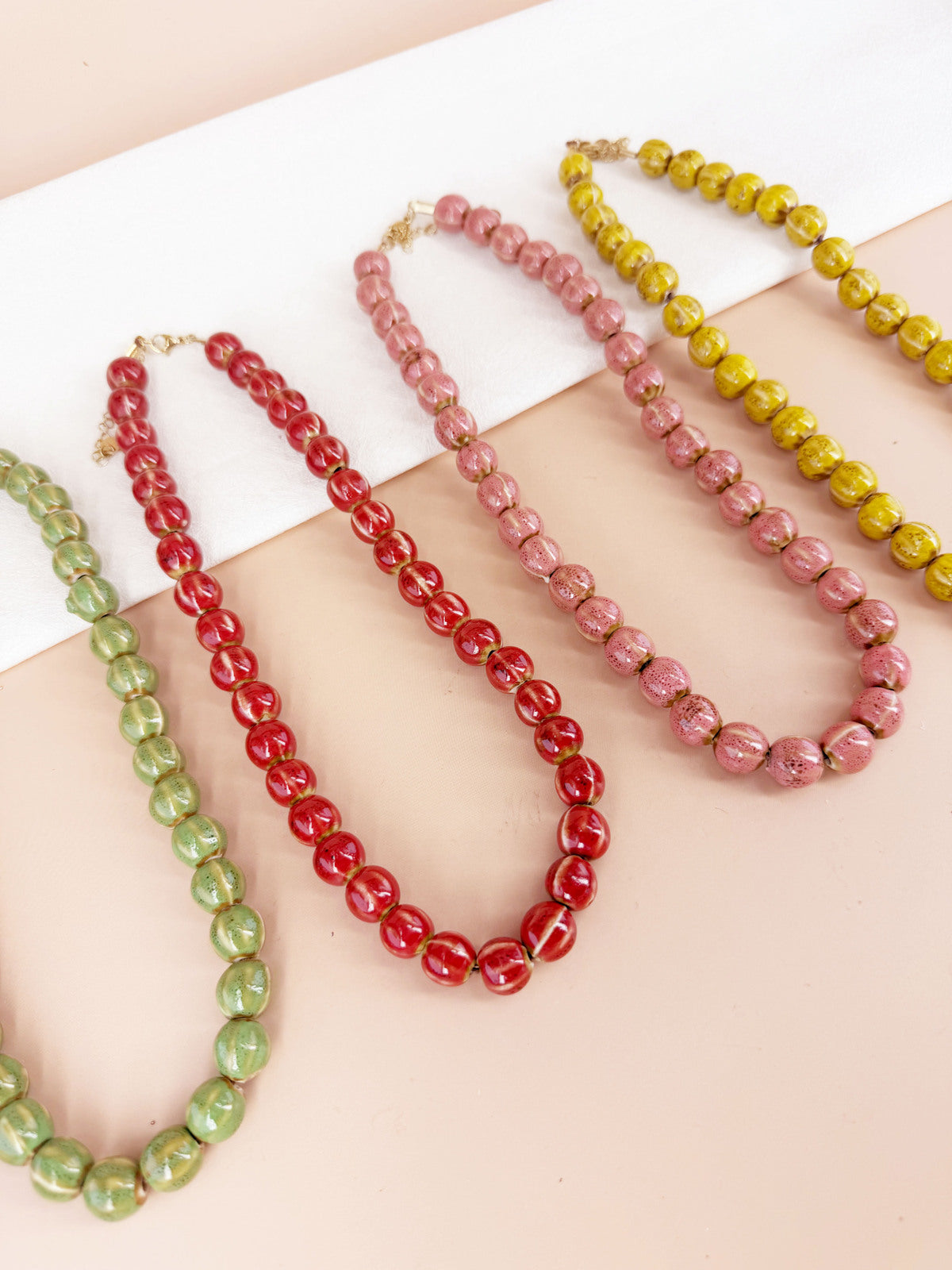 D Bijoux Porcelain Ceramic Bead Necklace Pink TU