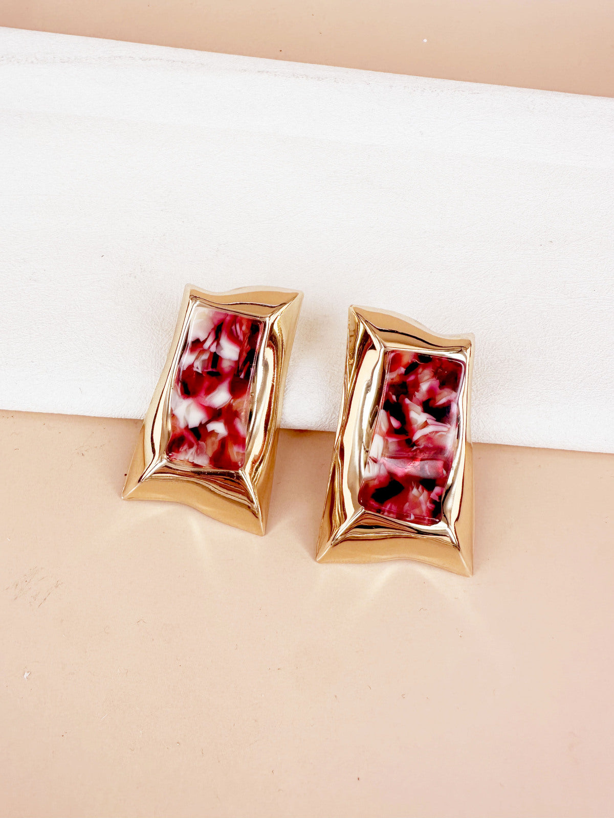 D Bijoux Large patterned metal earrings Red TU