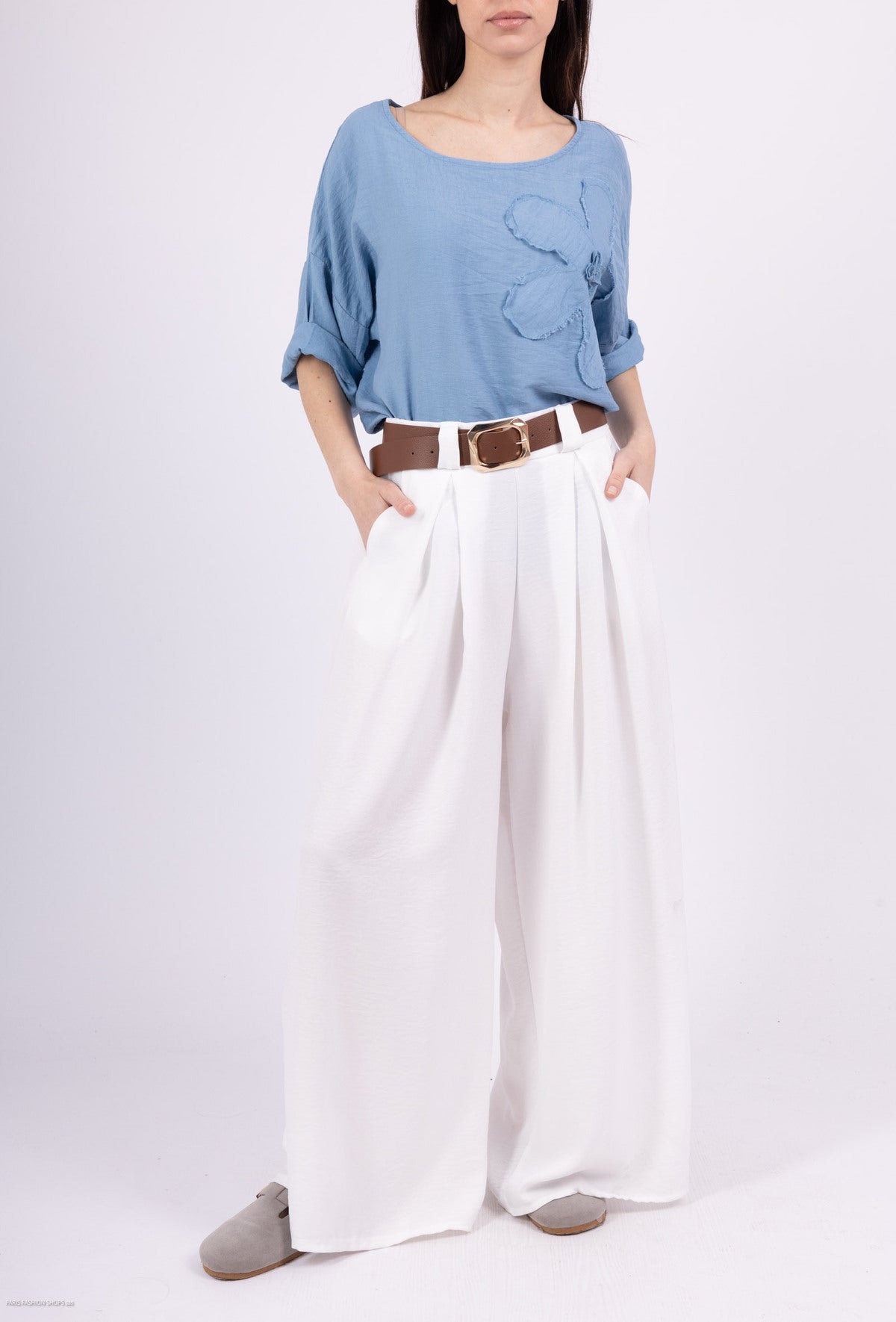 Happy Look Very wide pants with folds and belt White TU