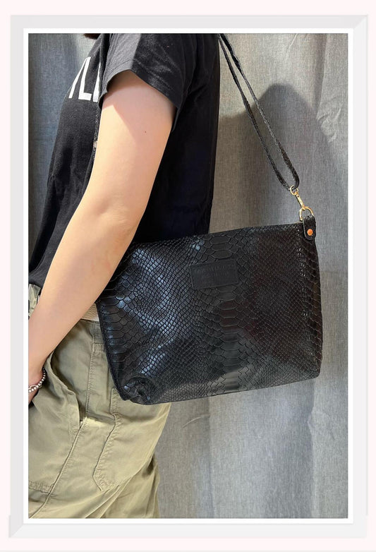 Z & Z Leather shoulder bag Black TU