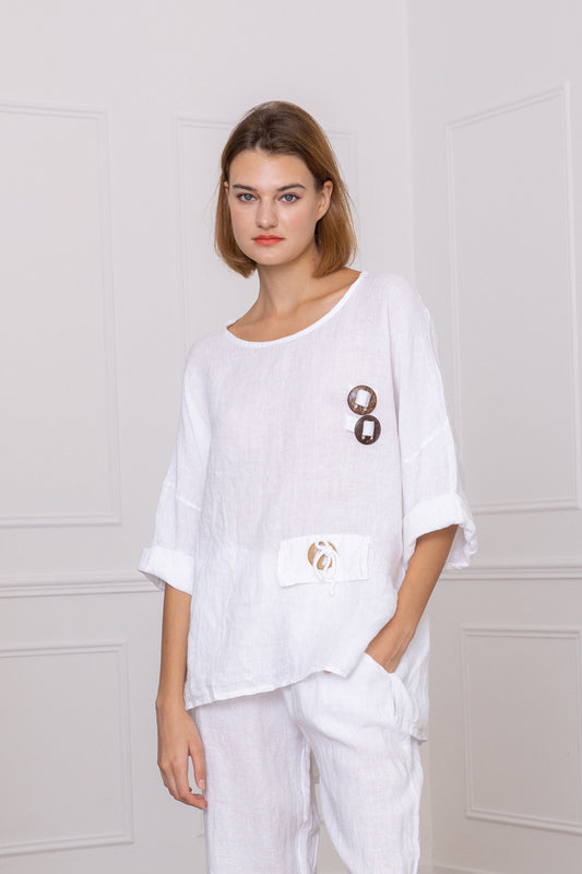 Happy Look Top Large in Linen - Wooden Buckle Detail White TU
